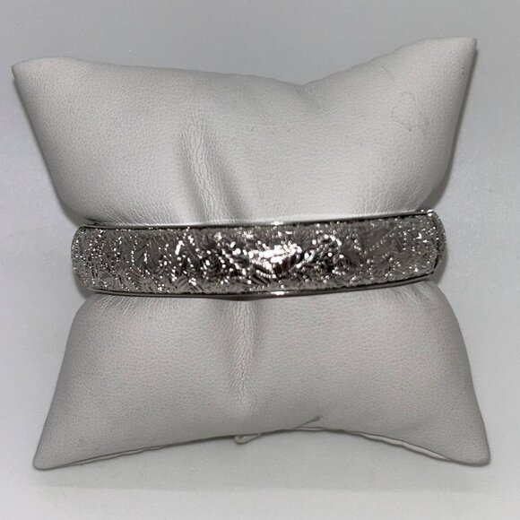 Monet Vintage Silvertone Hinged Bangle With Floral Engraved Design Elegant - Picture 13 of 16